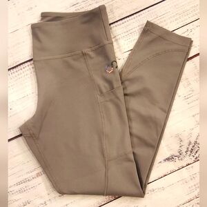 Curves N Combat boots Leggings